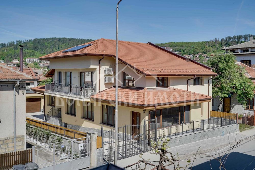 Продава се Къща в Трявна - 435 кв.м за 1787 €/кв.м - Снимка #16