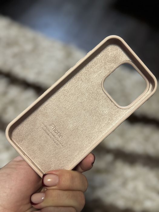 Продам чехлы на Iphone