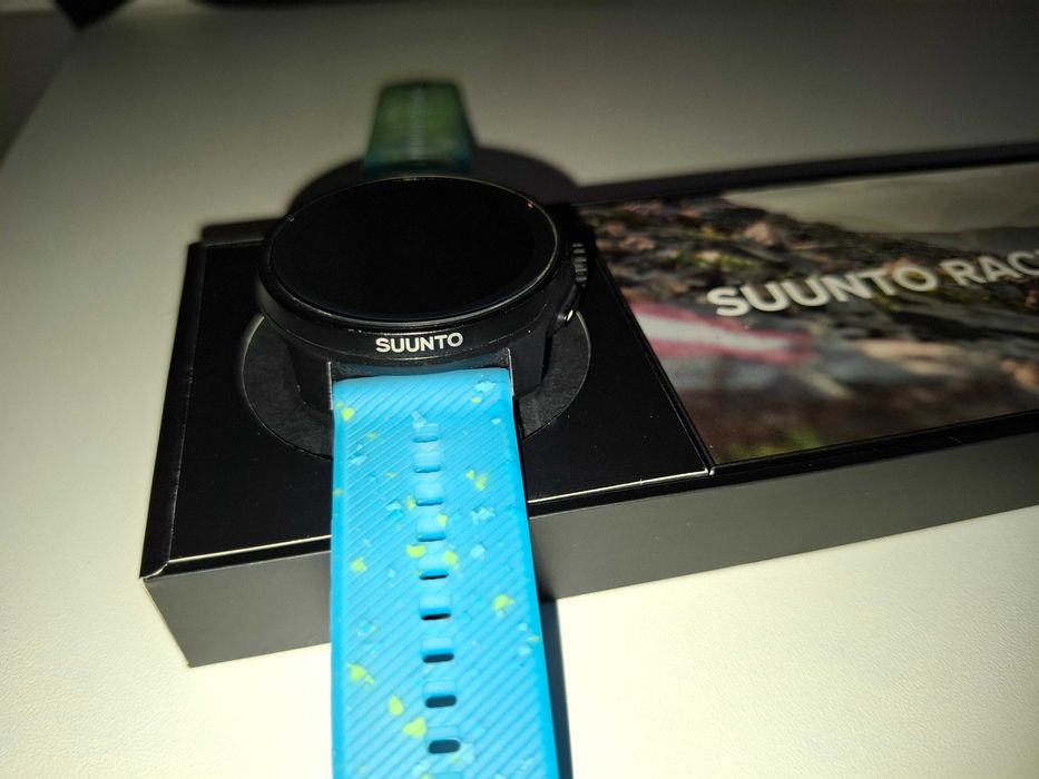 Спортен часовник Suunto race s