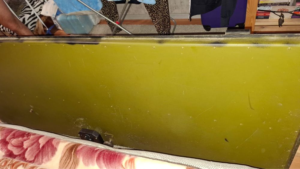 Продам железную дверь