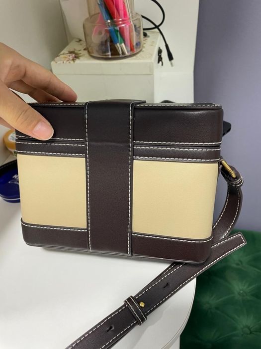 Charles & keith сумочка