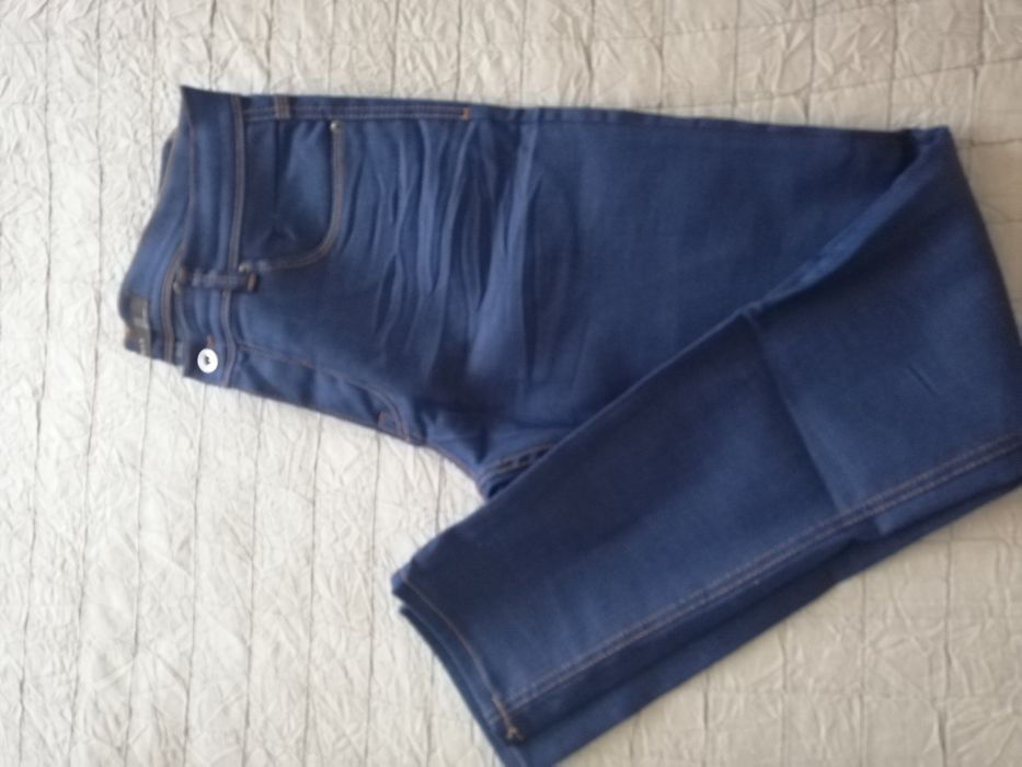 Мъжки дънки на Zara