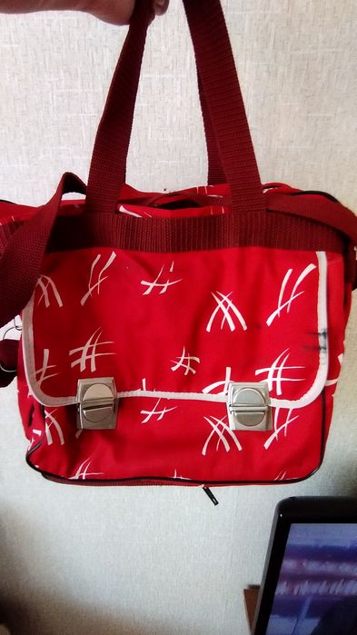 Сумка дорожная...