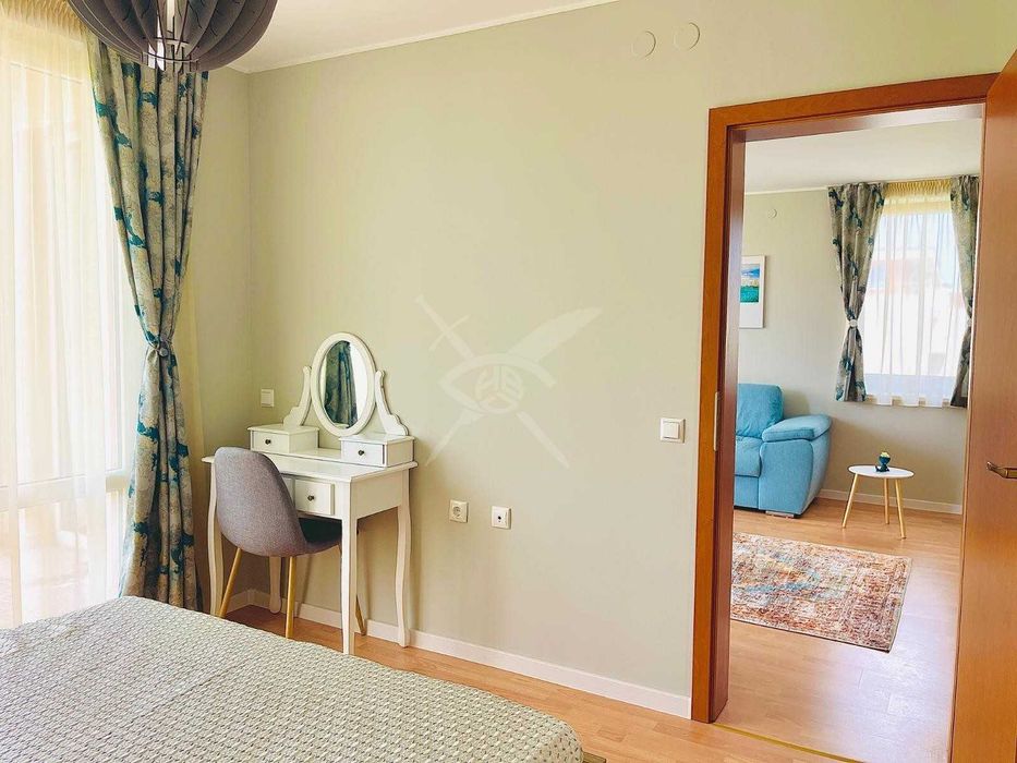 Продава се Двустаен апартамент в к.к. Слънчев бряг - 64 кв.м за 1172 €/кв.м - Снимка #3