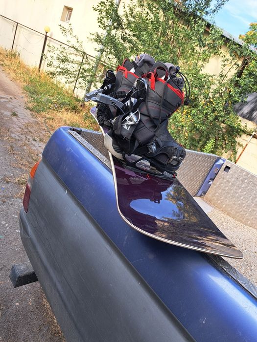 Placa Snowboard + Boots(Klapari)- folosit foarte putin