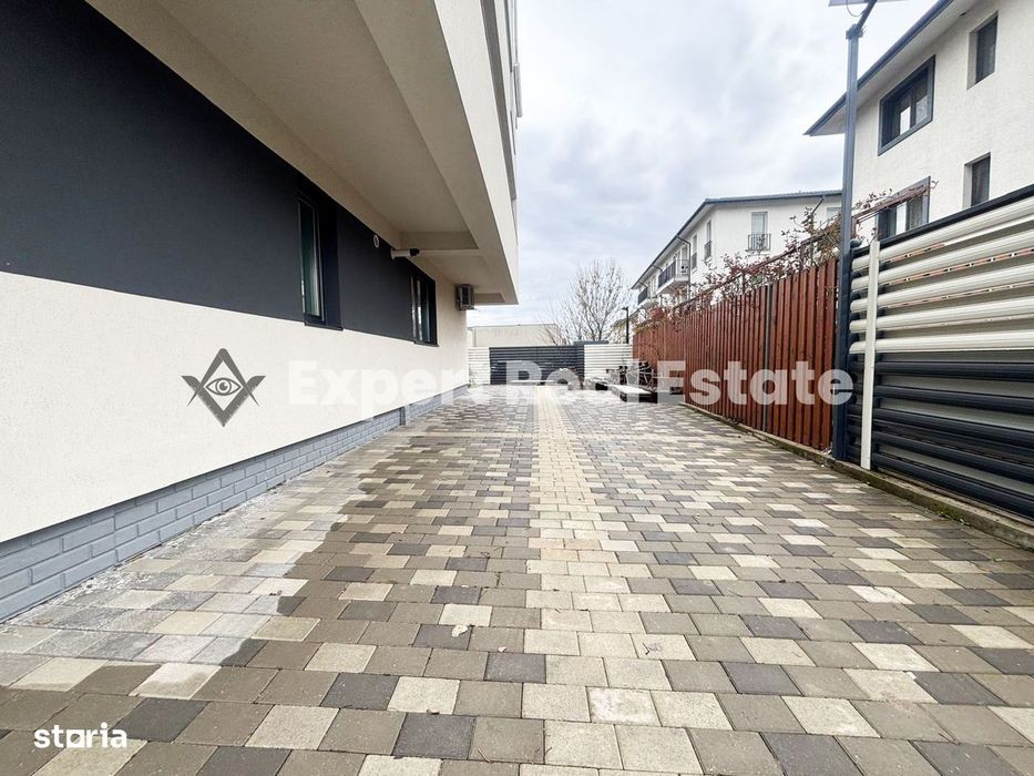 Apartament 3 Camere-Prima Inchiriere-Curte 100 Mp