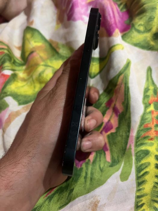 Vând iphone,14 plus 128 gb