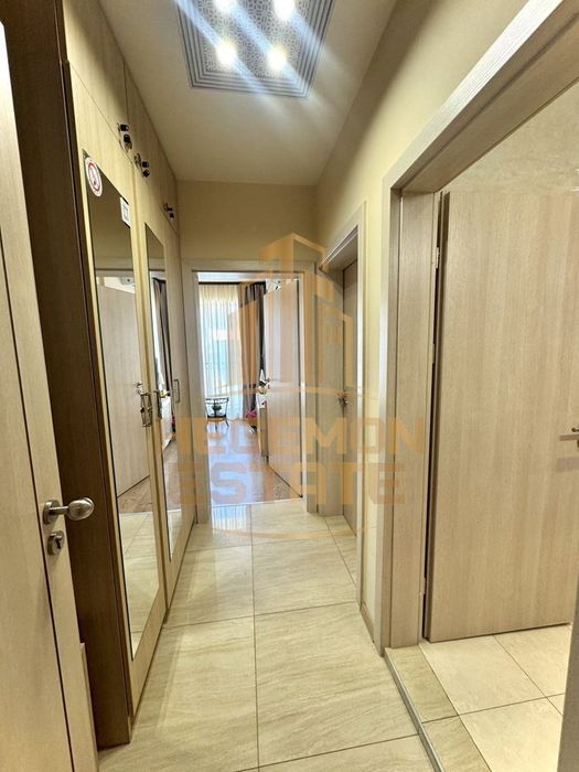 Продава се Двустаен апартамент в к.к. Златни пясъци - 54 кв.м за 1917 €/кв.м - Снимка #4