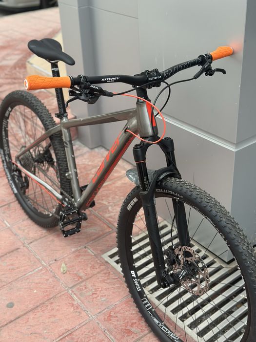 Carver Strict 800 27.5