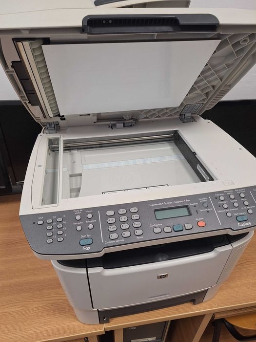 Imprimantă Laserjet HP M2727NF