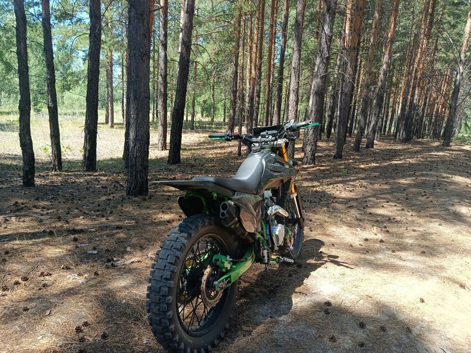 Продам эндуро Yamma 250