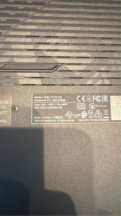 Геймърски лаптоп Asus Rog Strix Scar 17