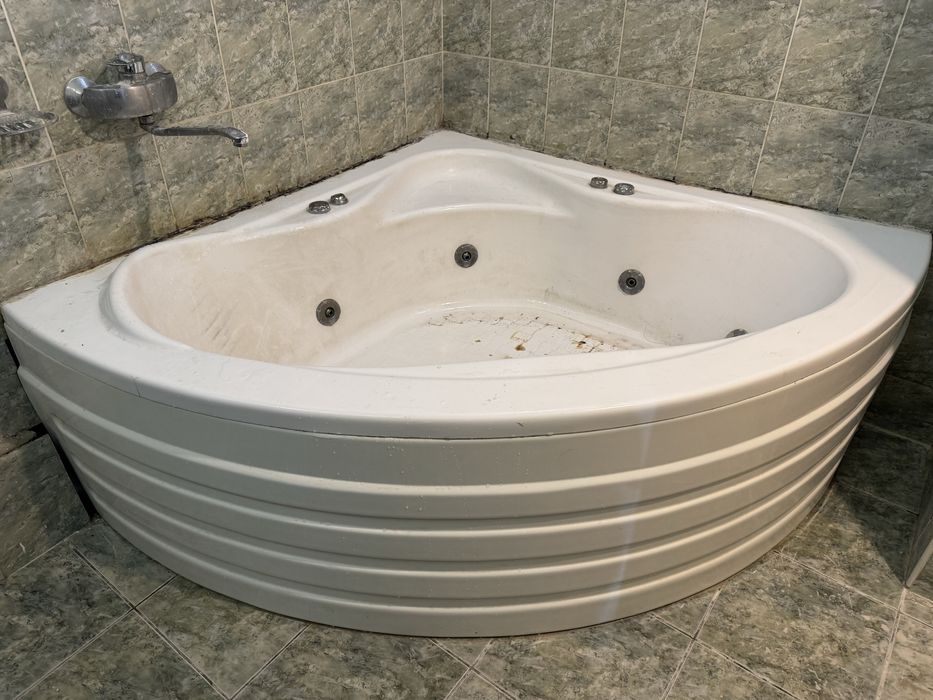 Унитаз Ванна Душ кабина Б/у