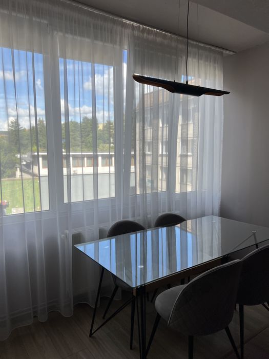 Inchirez apartament 2 camere zona centrala