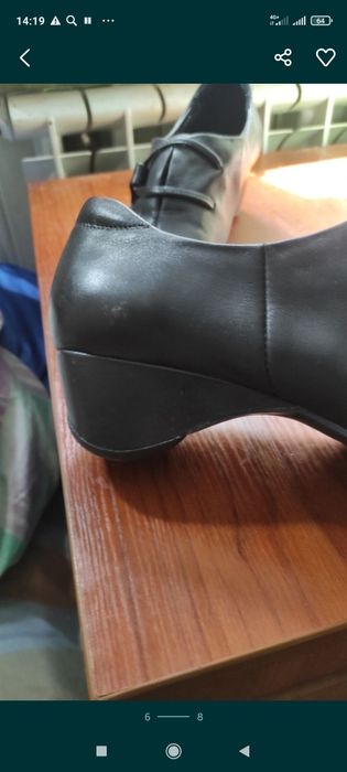 Продам черные туфли новые