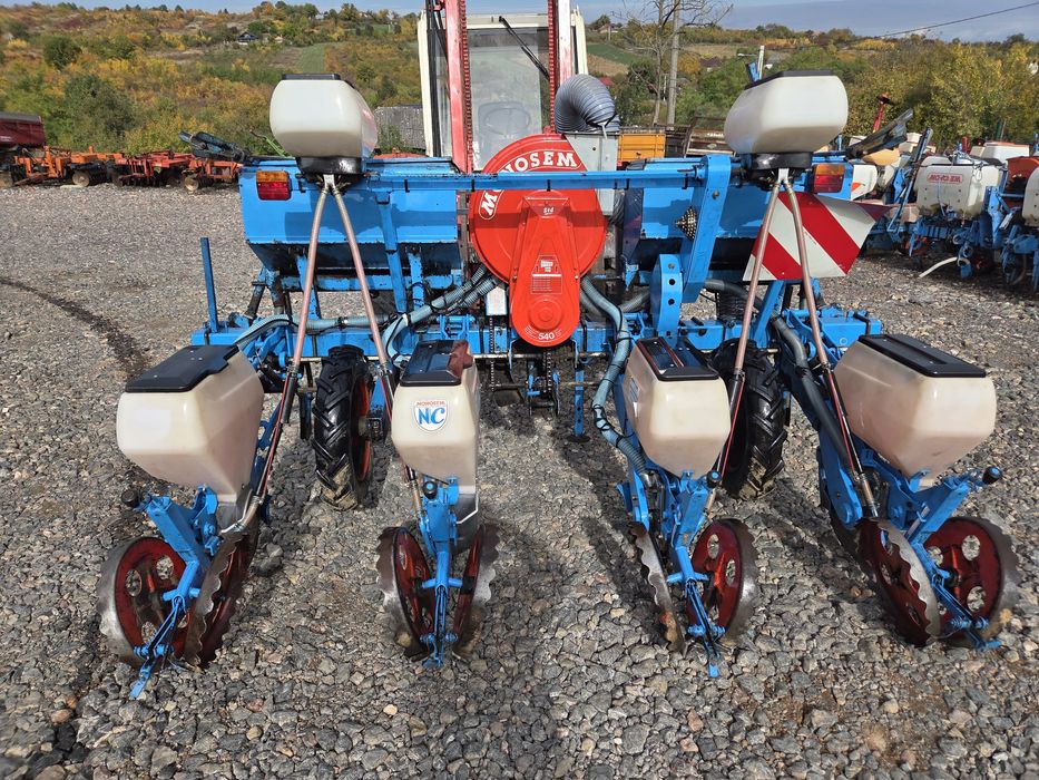 Semanatoare Porumb Monosem NC 4 sire