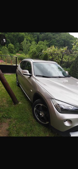 Persoană fizică vând BMW x1 .2.0l diesel, preț negociabil