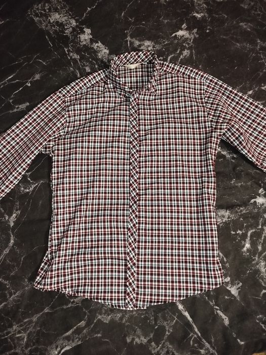 Отдам даром две рубашки