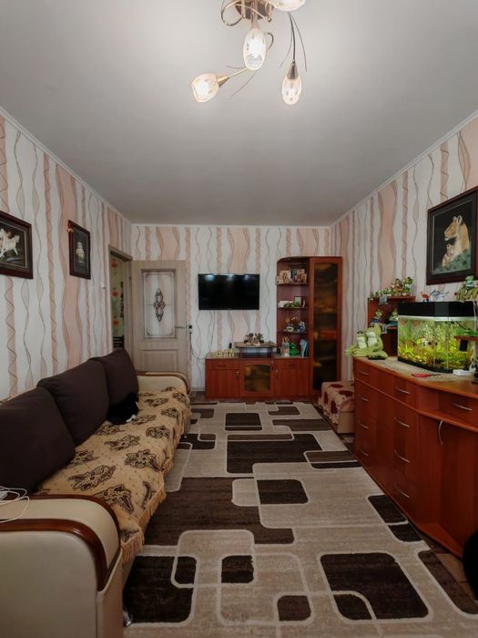 Продам 3 ком.магазин,,Азия"