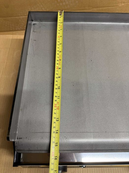 Електрическа скарa стоманена плоча гладкa 50/52см (2,5 kW) Турска