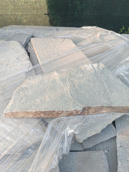 Гръцки необрязан гнайс сив - 70 кв.м