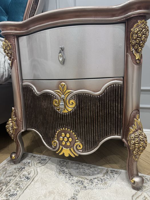 Кровать 2 тумбасымен