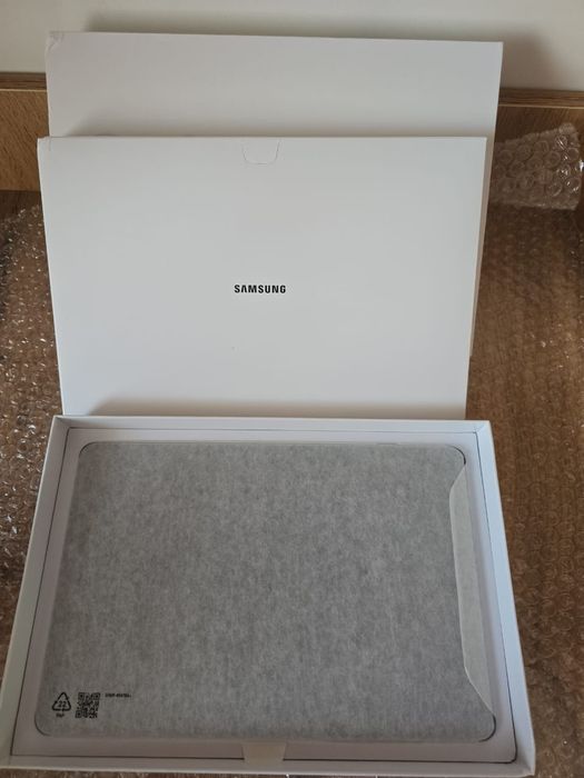 Продам новыи планшет Самсунг s10lite 256гб