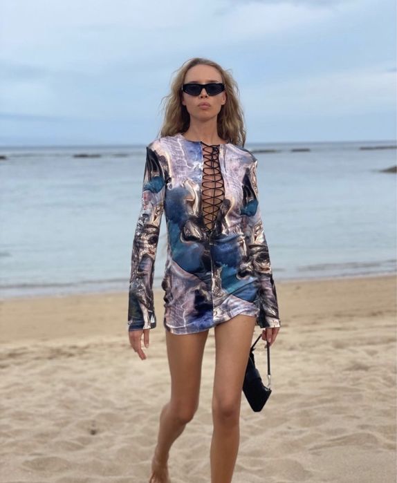 Hm лимитирана рокля