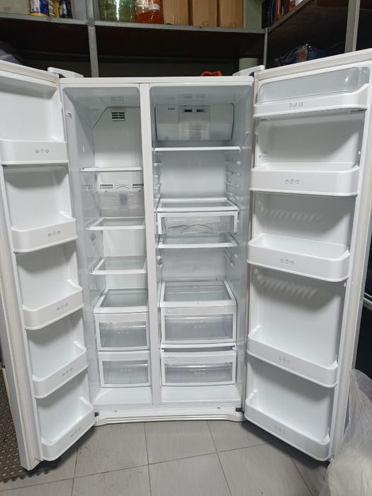 Продам холодильник LG