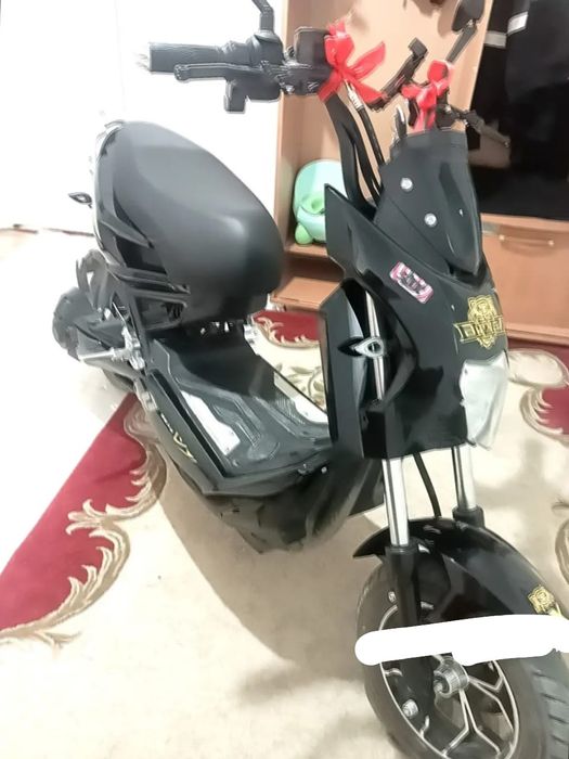 Электрмопед. Скутер.