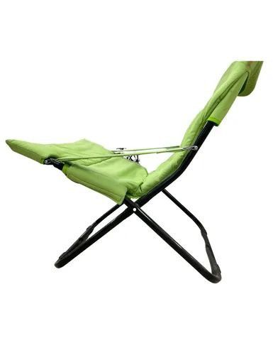 Кресло-шезлонг складное с матрасом.