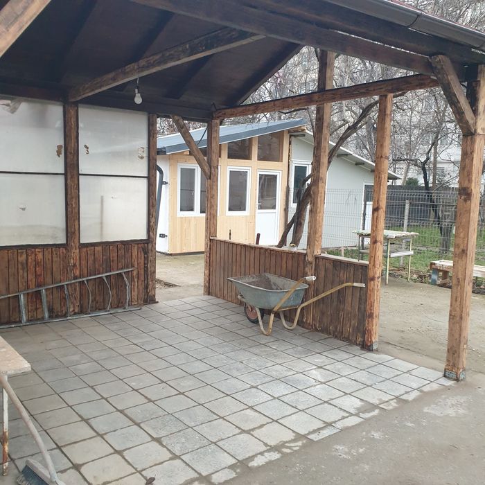 Vand Casa Cantemir zonă centrală 400ml pâna la Palas Mall