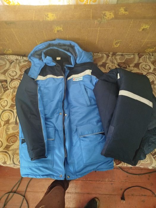 Продам спец одежду