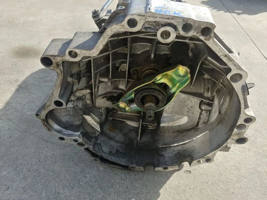 cutie viteze manuala hck 2.0  tdi brd  audi a4 b7  2004-2008