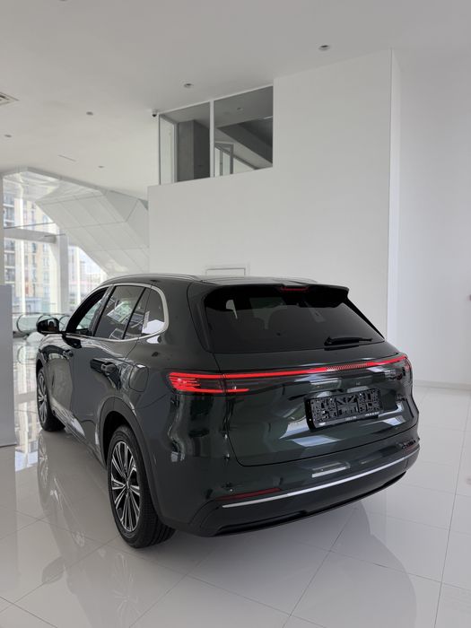 Geely EX5 EM-i.