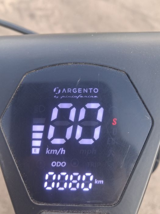 Trotinetă argento kpf de vanzare