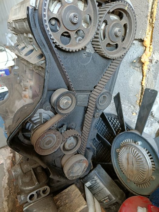 Мотор  Opel sintra 1997г.