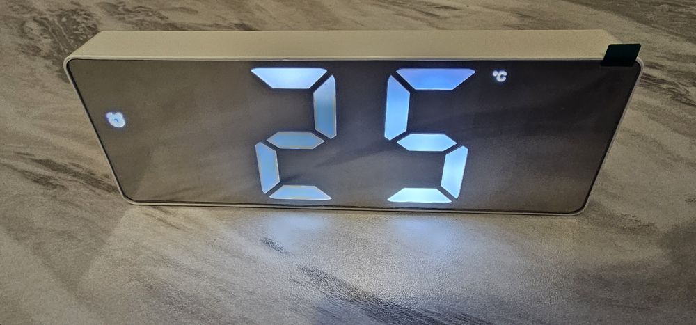 Часы домашние.  Умные.