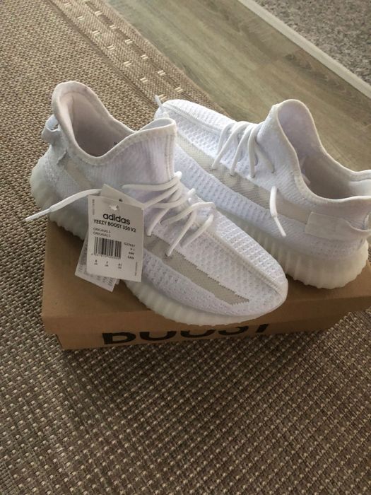 Yeezy boost 350 v2