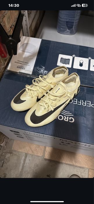 Бутсы футбольные  41 размер