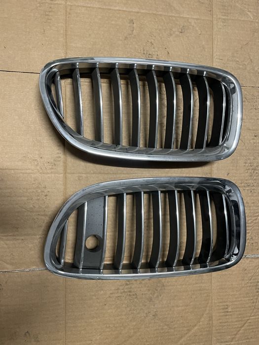 Grile nari bara fata BMW Seria 5 F10 F11 Originale