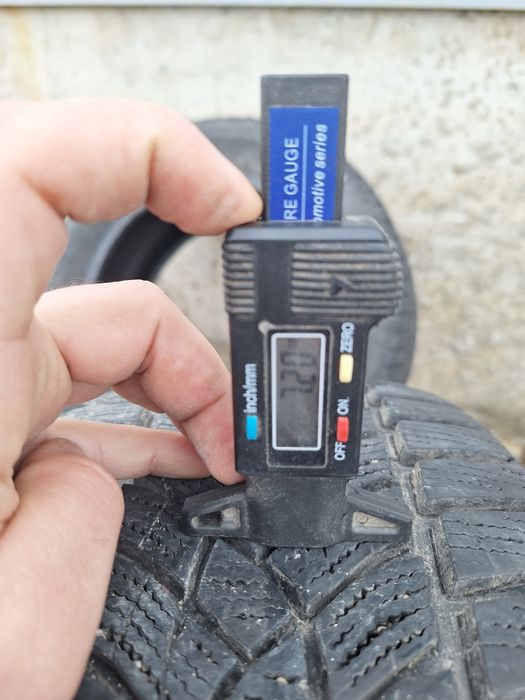 Зимни гуми 215/55/16