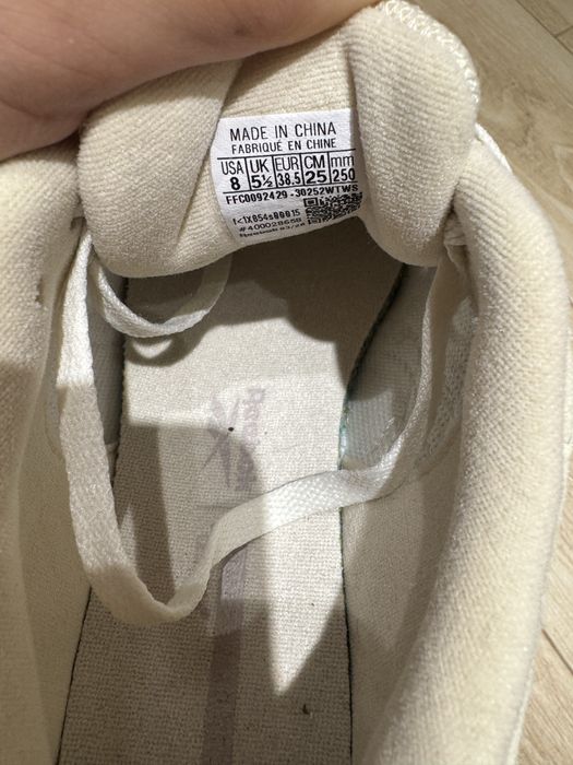 Кроссовки Reebok -НОВЫЕ!!!куплены в США