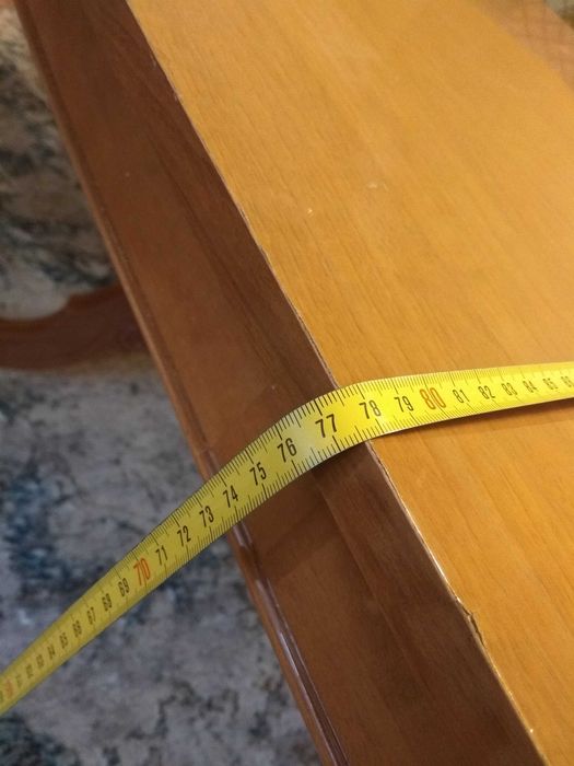 Кухонный стол. Б/У.