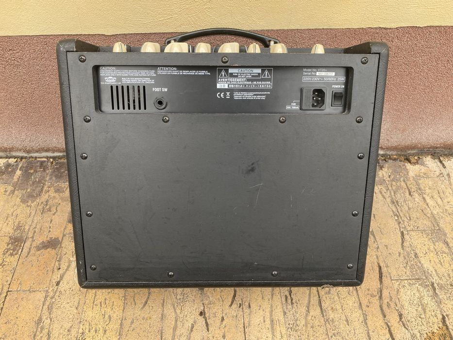 Vox VT20+ / Vox AD15VT amplificator chitara