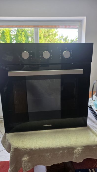 Cuptor electric încorporabil Hansa – Stare excelentă!
