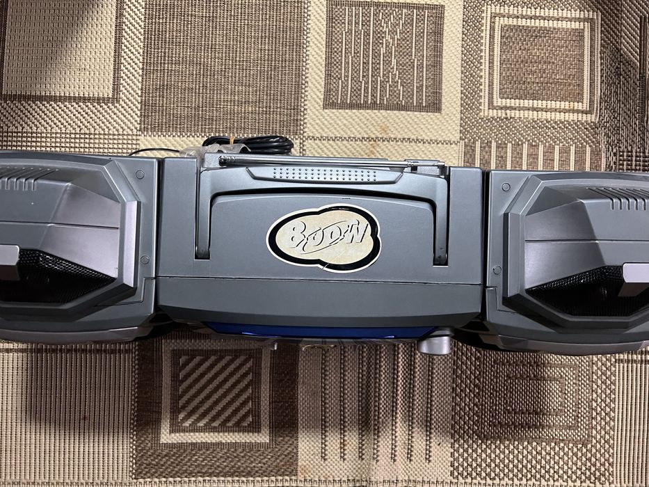 Продам магнитофон