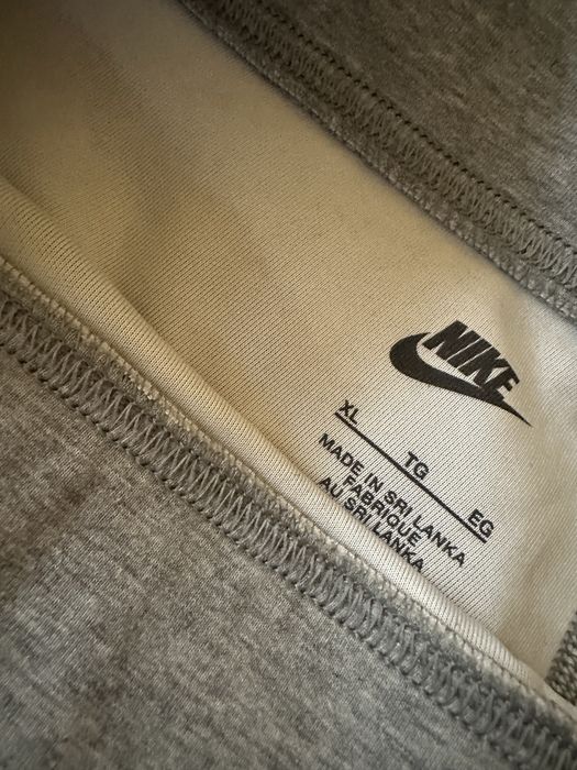 Оригинален клин на Nike,размер XL  неразличим от нов!