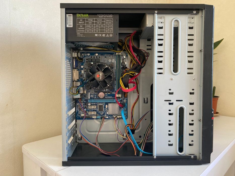 Продам рабочий системный блок