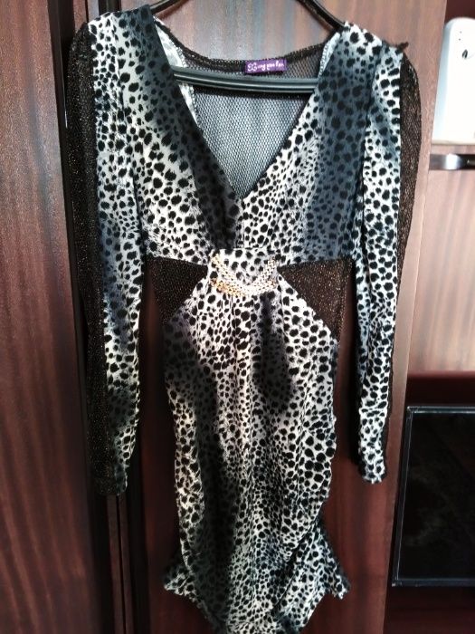 Рокля чисто нова само пробвана